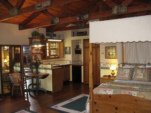 North Coast Country Inn グアララ エクステリア 写真